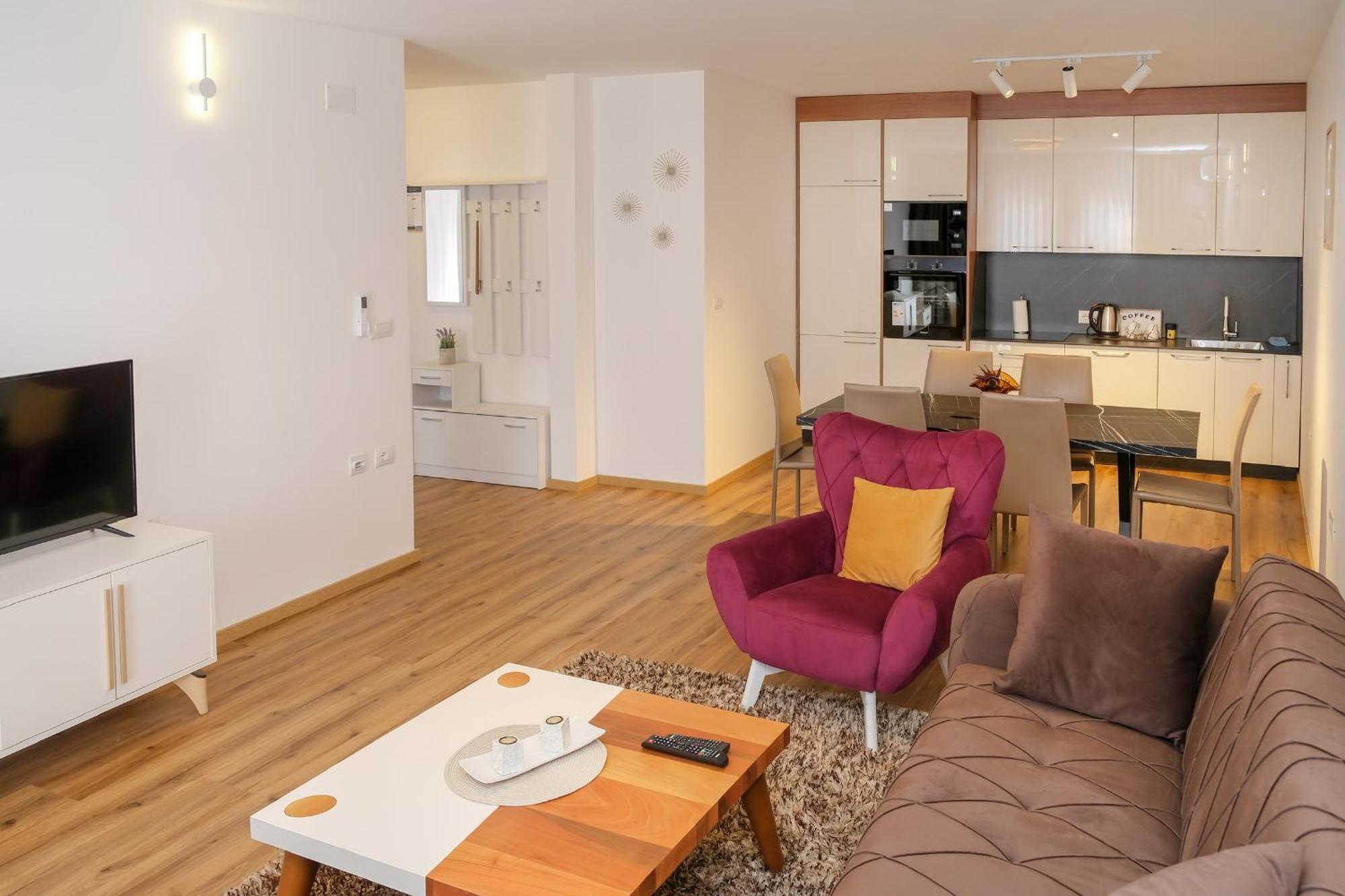 Nest Apartments Gjakova Zewnętrze zdjęcie